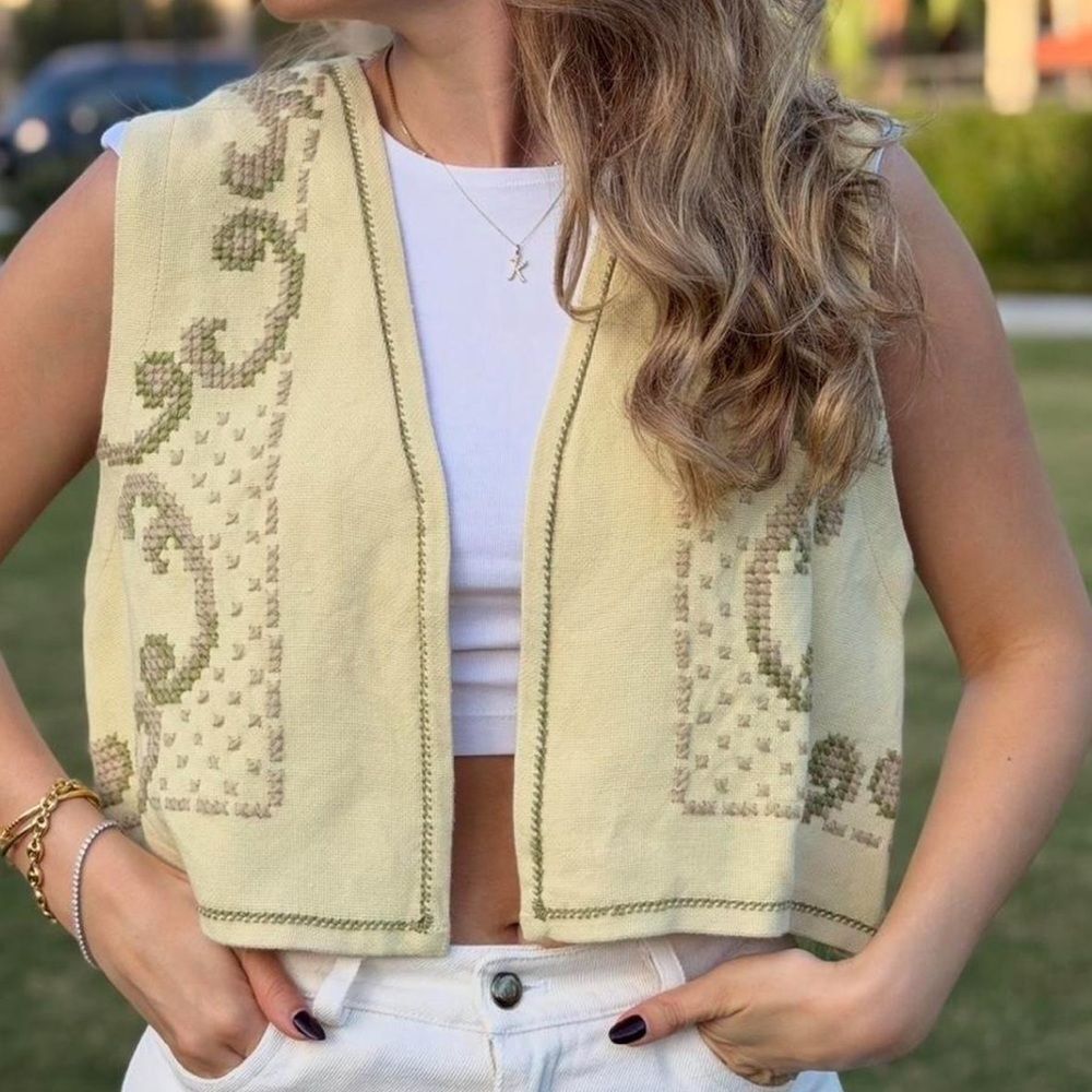 Embroidered Cream Vest - Picture 1 of 5
